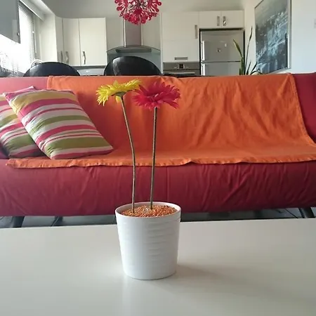 Nicolaos Court Apartment Larnaca