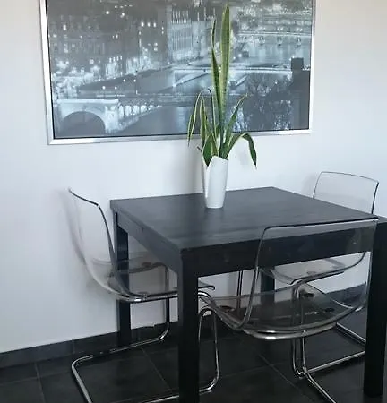 Nicolaos Court Apartman Lárnaka