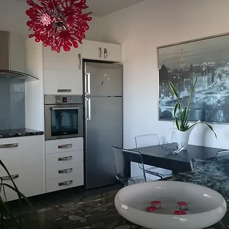 Apartament Nicolaos Court